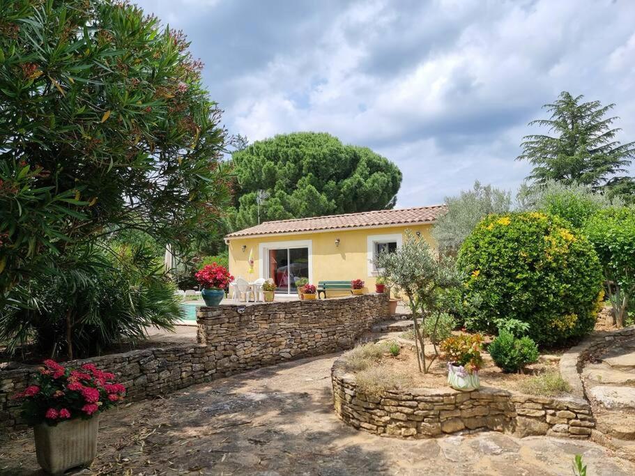 Gite Avec Piscine Au Coeur De La Vallee De La Ceze Saint-Laurent-de-Carnols Exterior foto